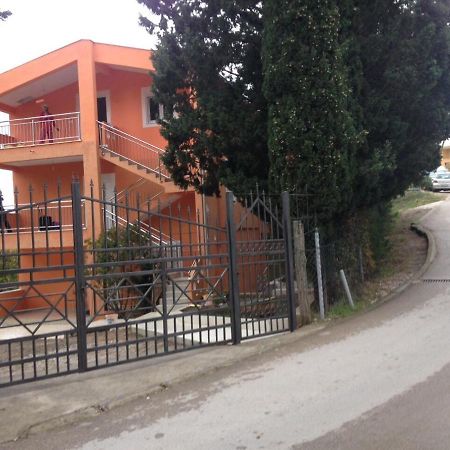 Ruza Vetrova Apartamento Bar Exterior foto